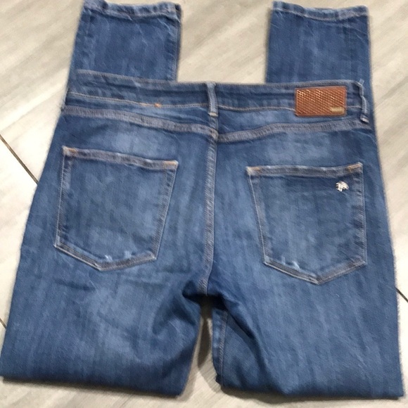 50 Carat Fashion Nova Distressed Tiffany Jeans - Picture 13 of 15